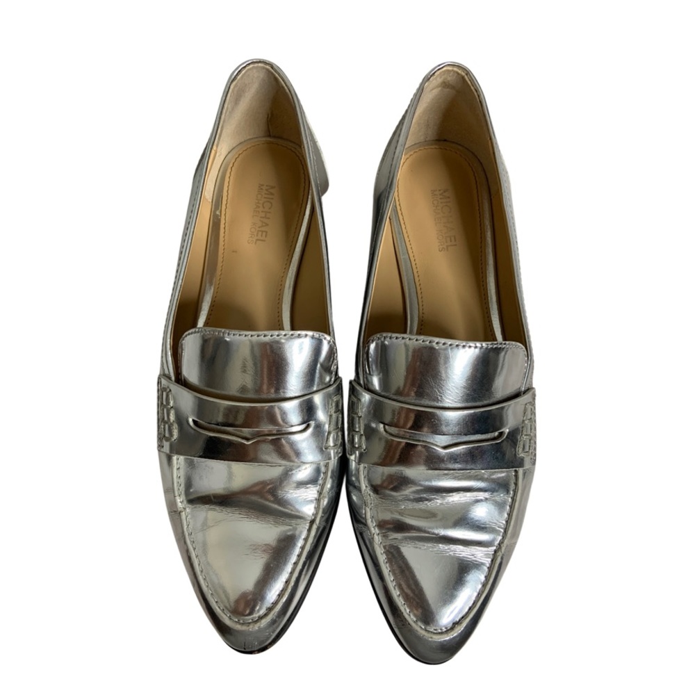 ‘MICHAEL KORS’ SILVER METALLIC LOAFERS!!